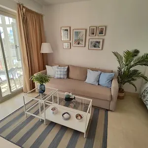  Apartment Estudio Puerto De Sotogrande Spain